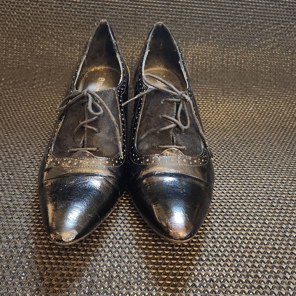 Etienne Aigner Black Heeled Shoes - Picture 10 of 12